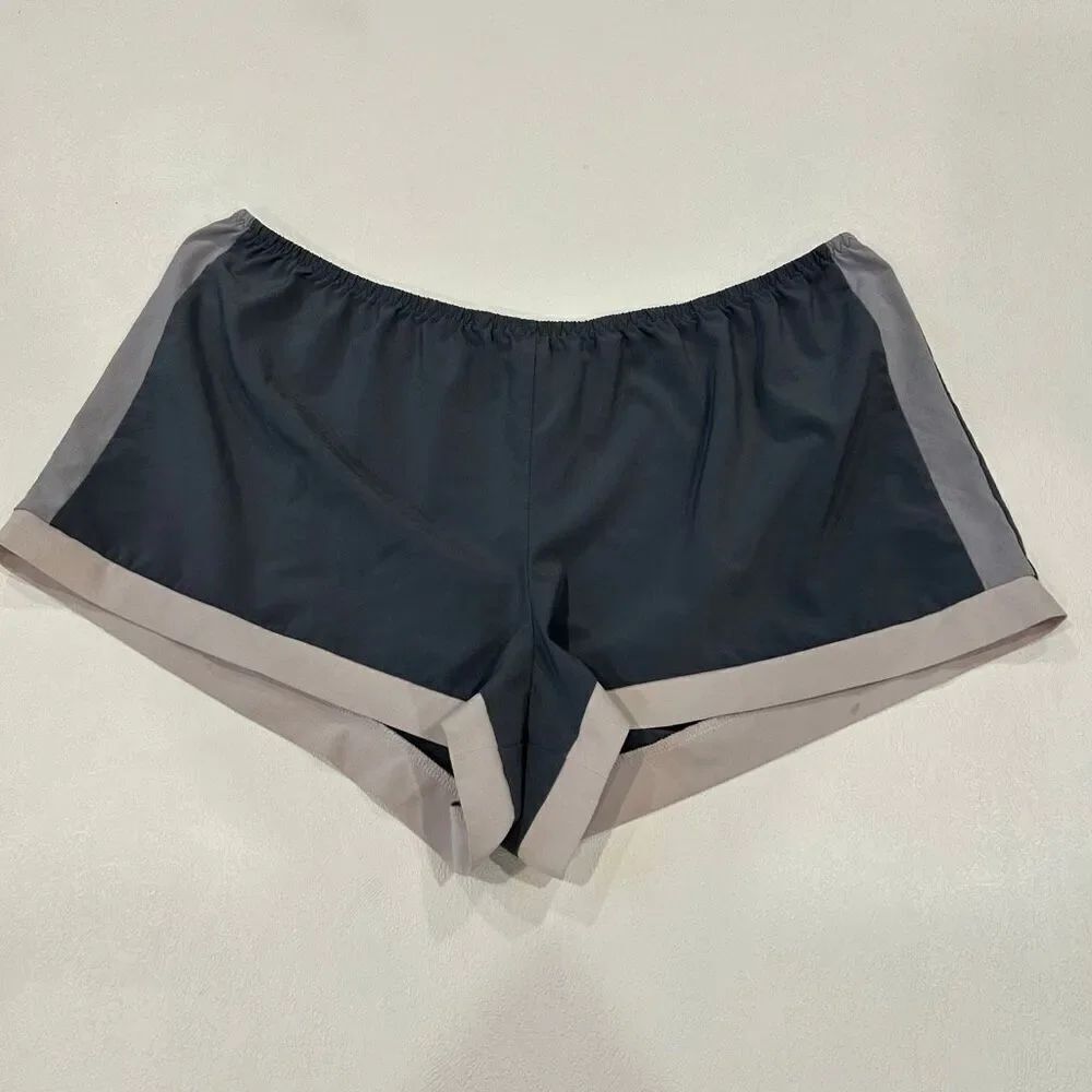Victoria sercet Gray Colorblock Athletic Running Shorts Women’s Medium